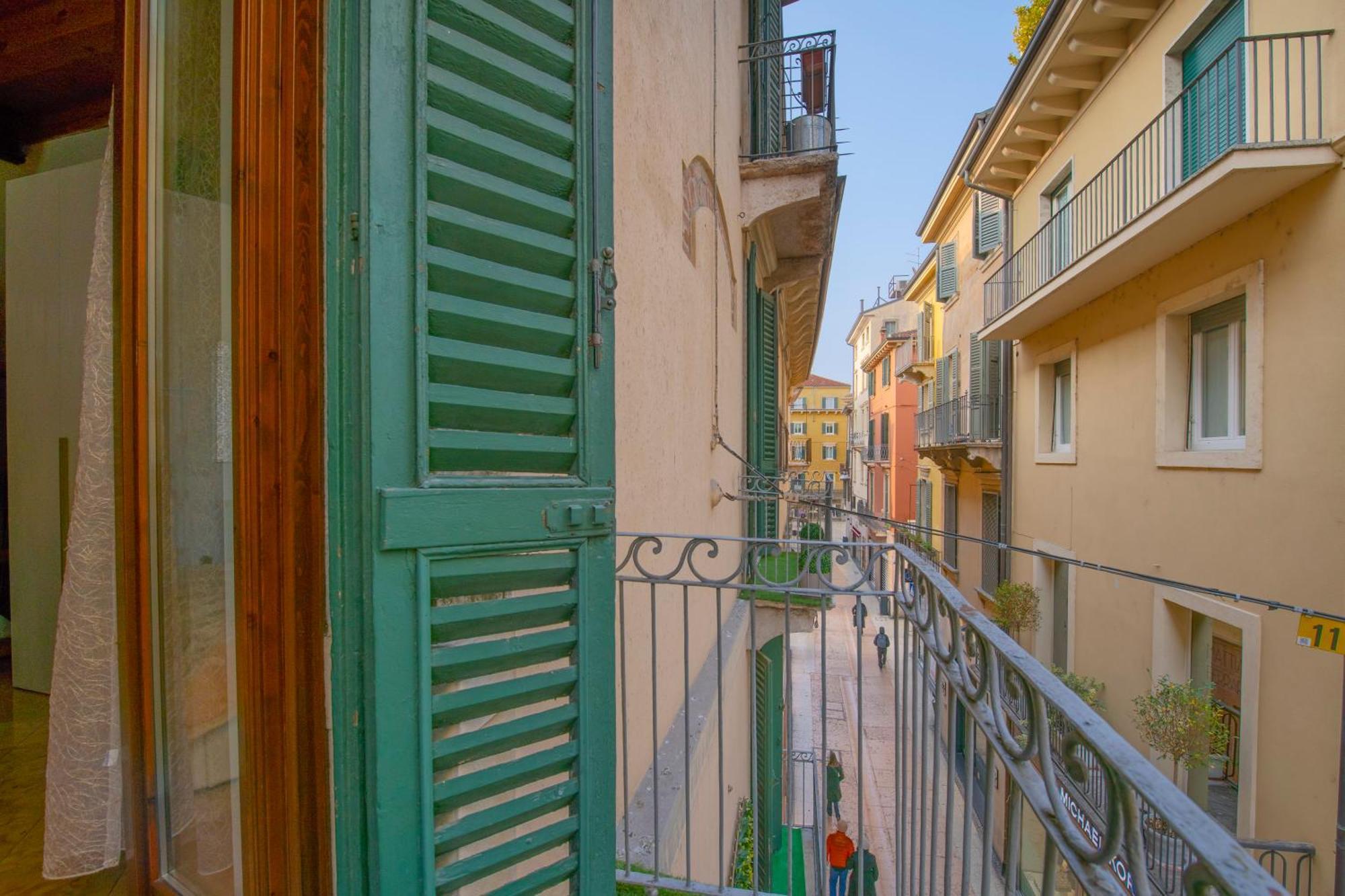Arena Suite Mazzini Verona Centro Экстерьер фото